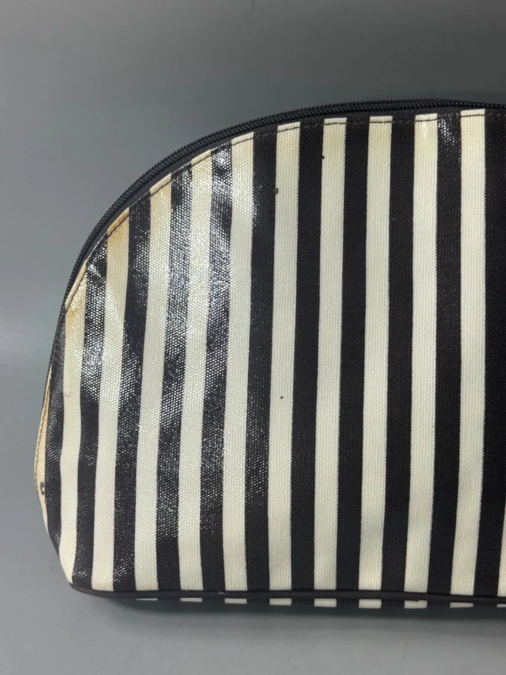Henri Bendel Iconic Brown/White Stripe Makeup Case